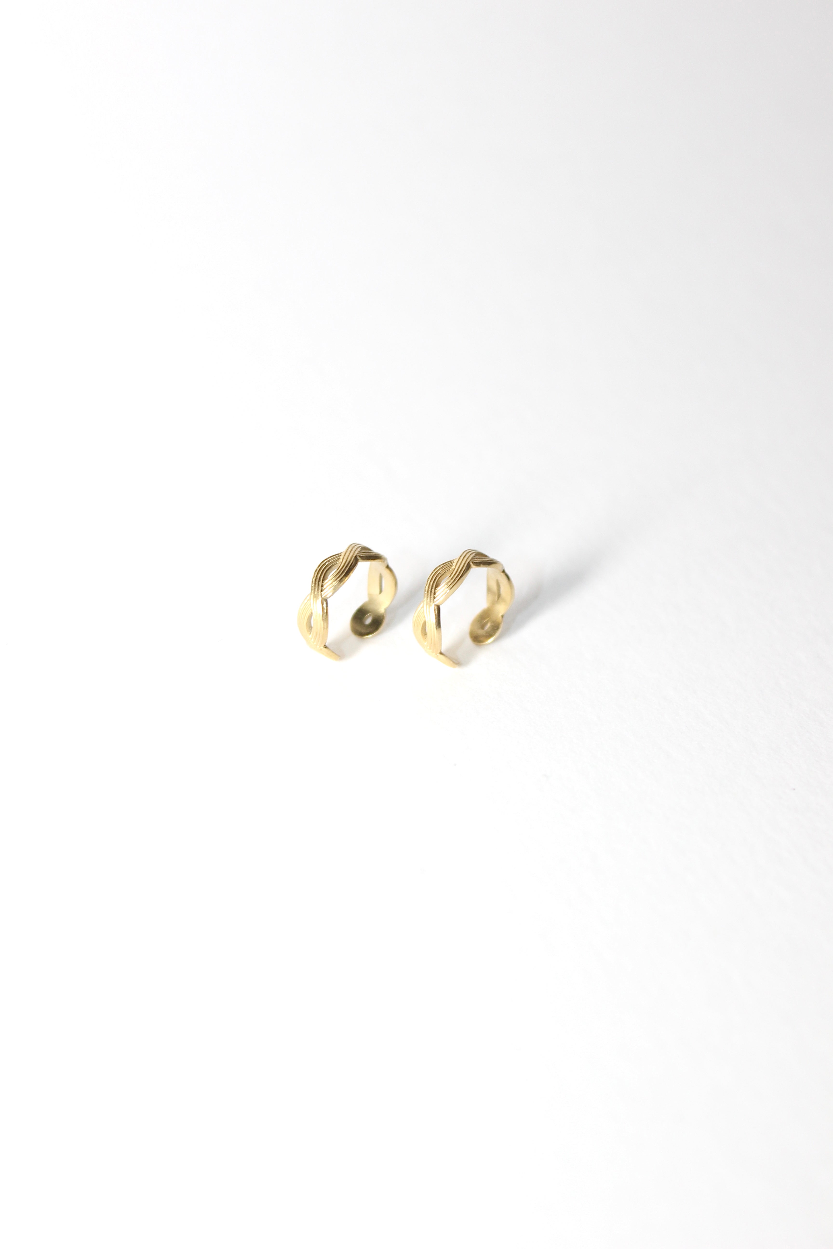 EARCUFFS